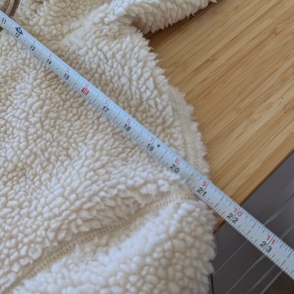 H&M HM Beige Overzised Full Zip Long Sleeve Teddy Coat Jacket, size M - Picture 6 of 10